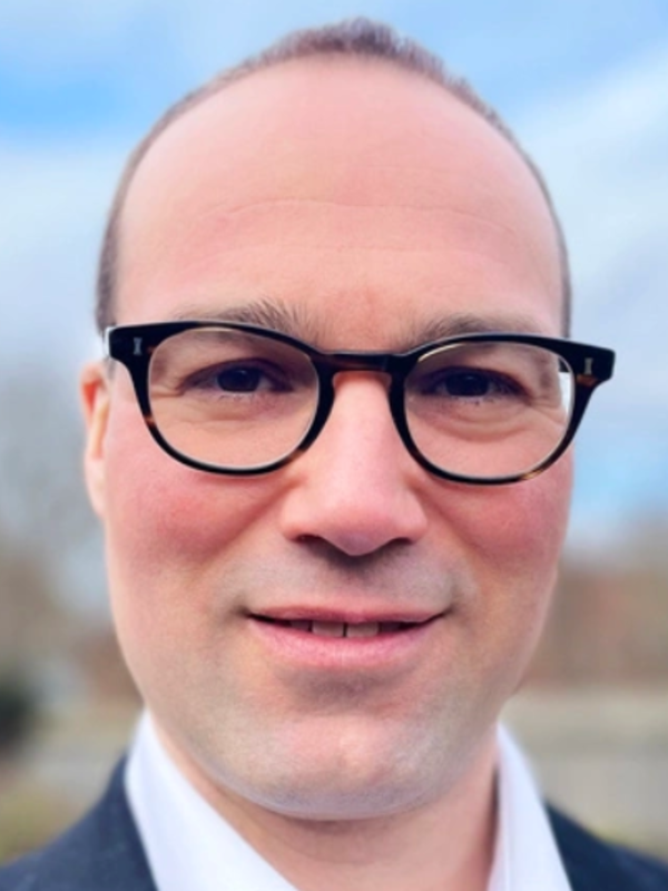 Dr Florian Merkle