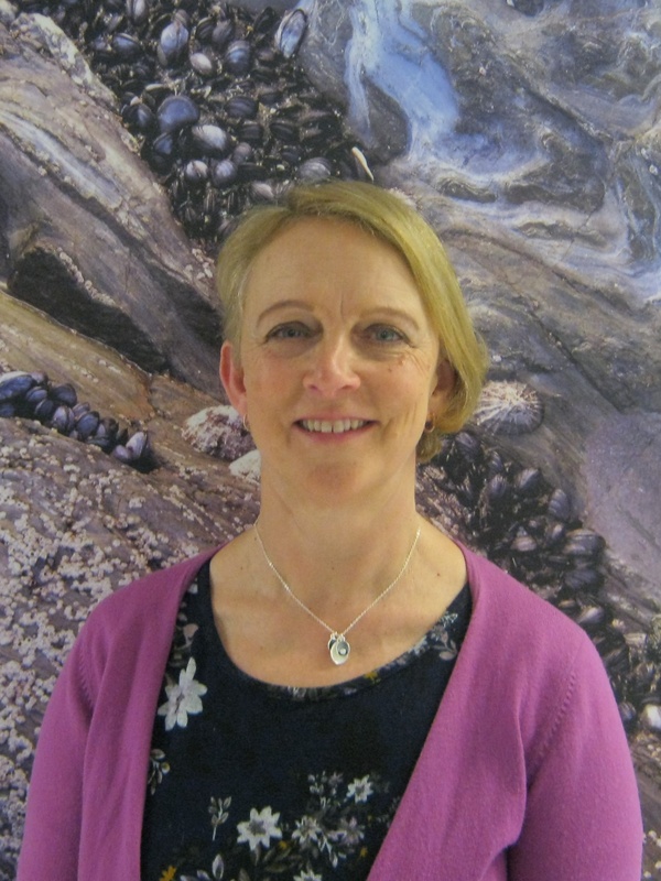 Mrs Angela Lumsdon
